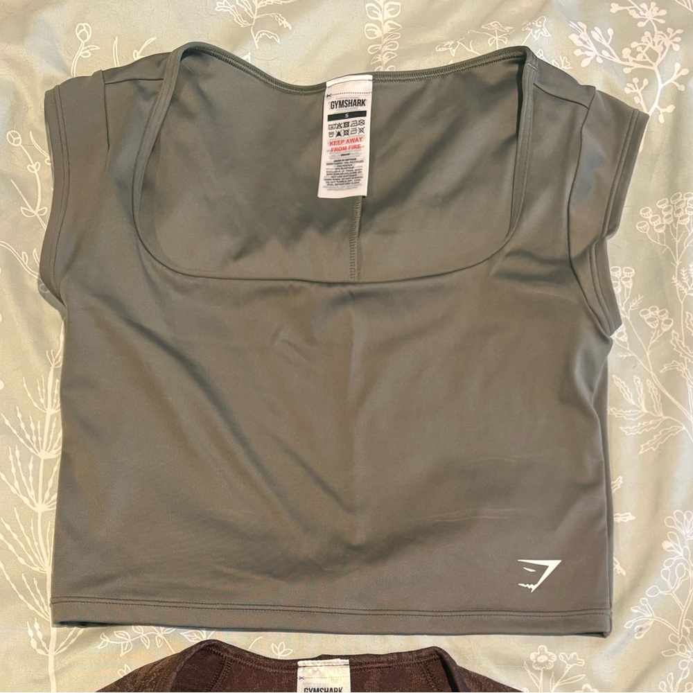 Gymshark Women's Olive Gray Square-Neck Cropped Tank
